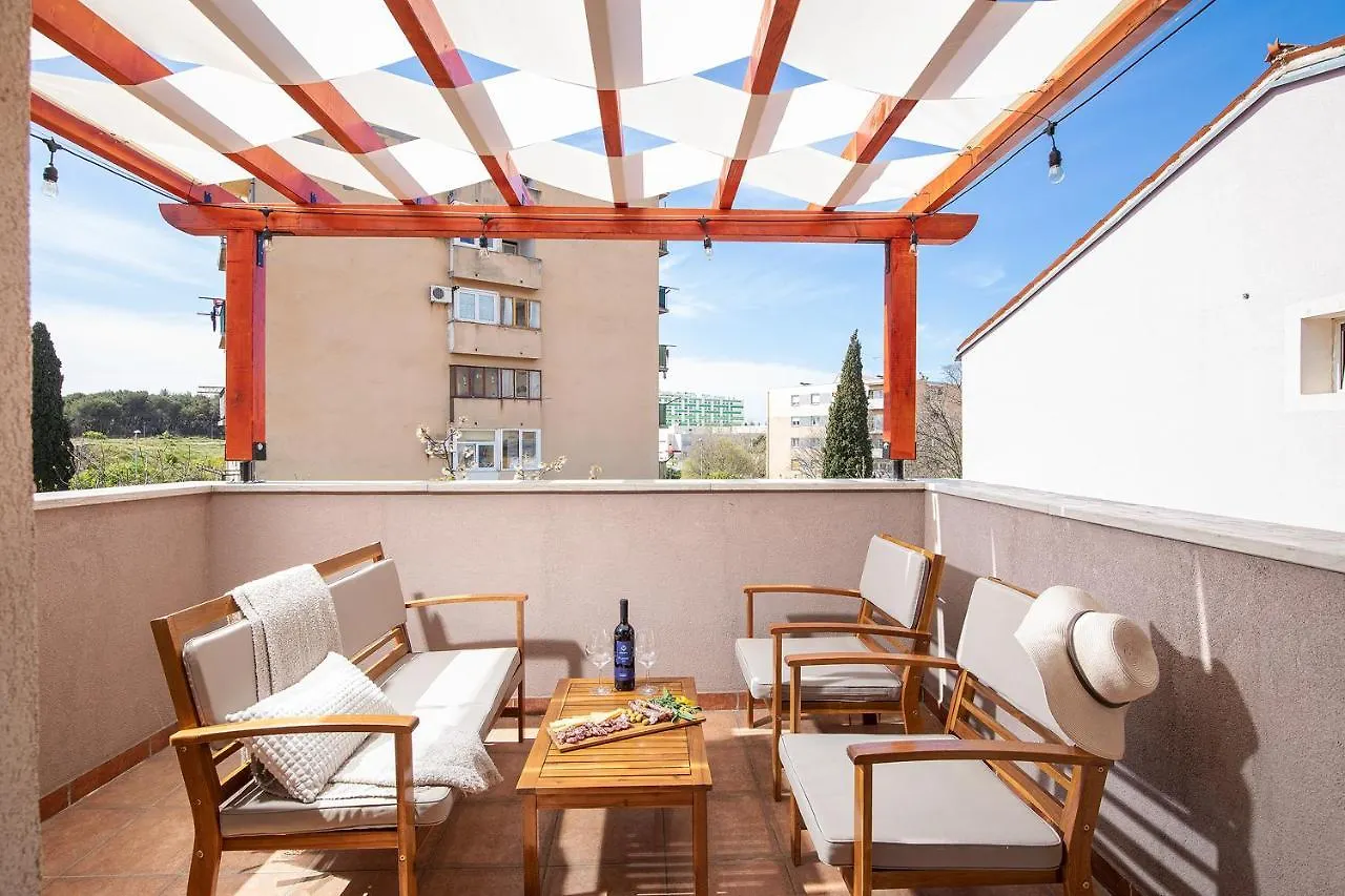 Pula Apartment Near City Centre