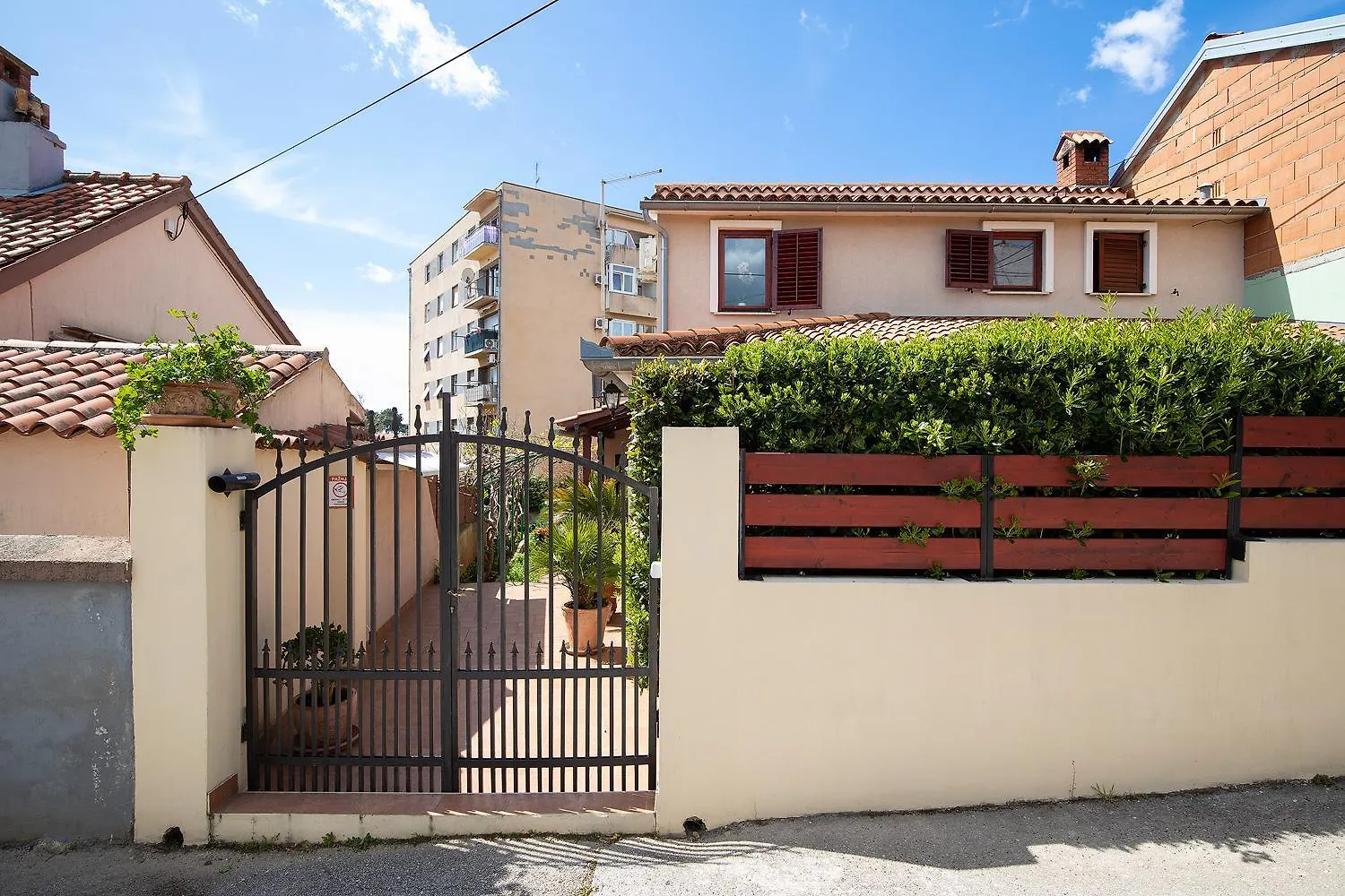 Pula Apartment Near City Centre