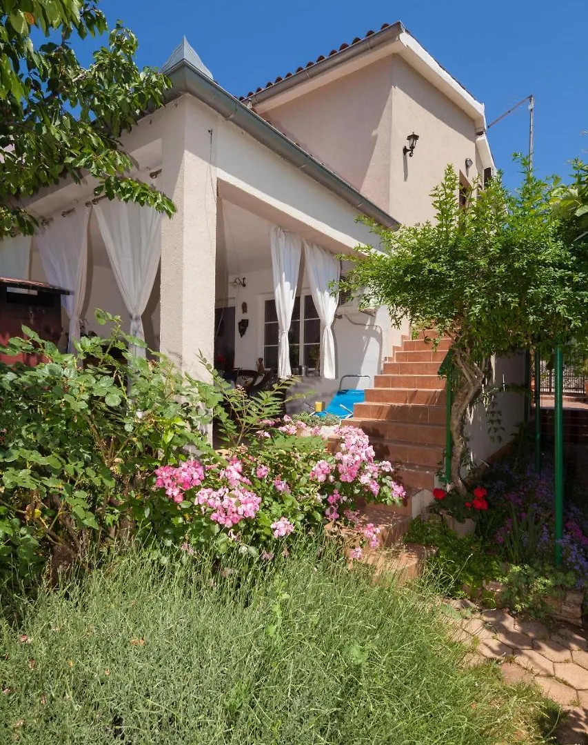 Pula Apartment Near City Centre 0*,  Chorwacja
